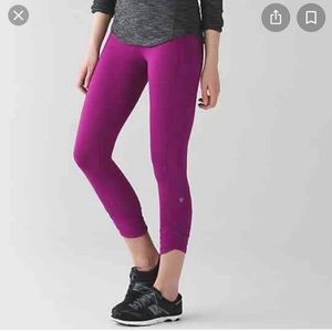 Lululemon Run the Show Crop